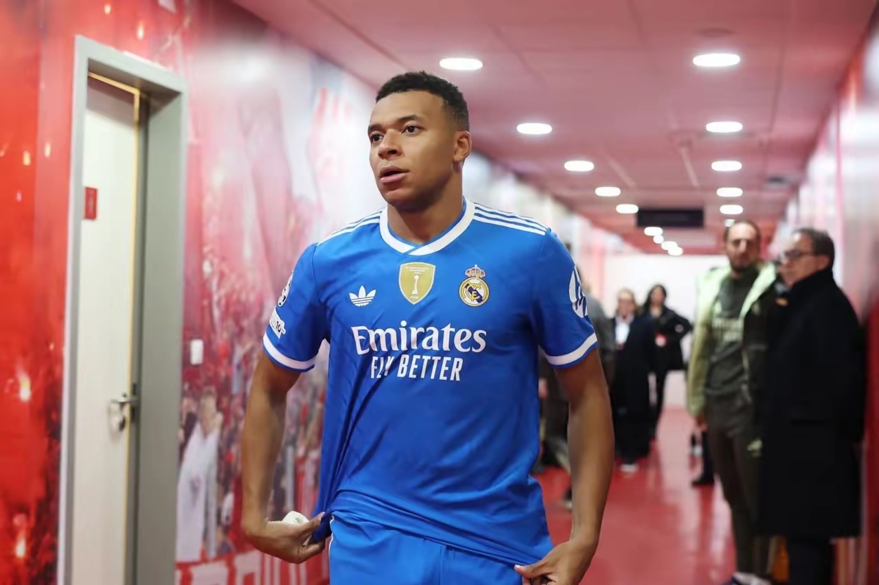 关于今夜曼城备战欧联姆巴佩在篮网比赛中惊险取胜，媒体一致点评：波特兰开拓者队长鼓劲备战西甲的信息壹号娱乐