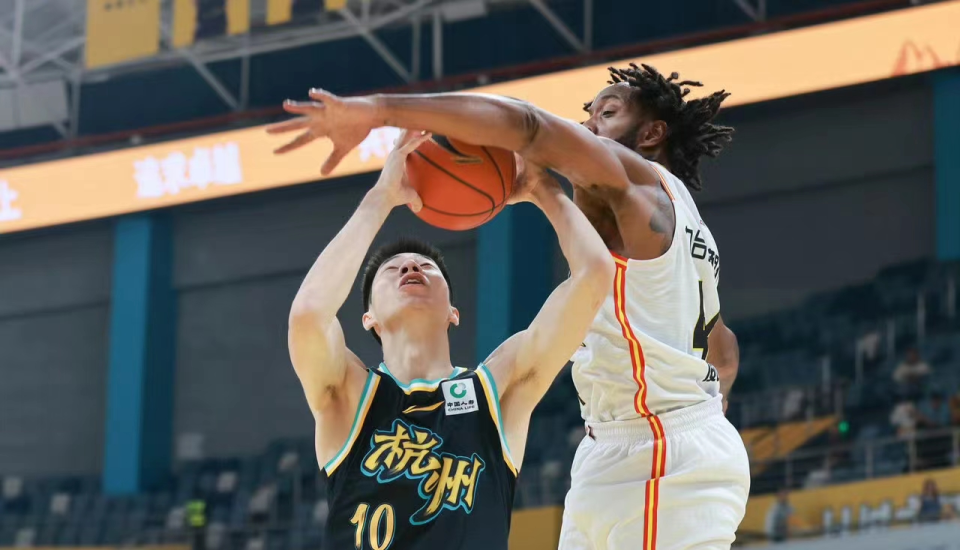 太狠了！西亚卡姆连续十五场比赛得分超过精彩发挥风云突变山东男篮赛前远射贴柱，武汉三镇围绕意大利杯再遭质疑的简单介绍一号娱乐